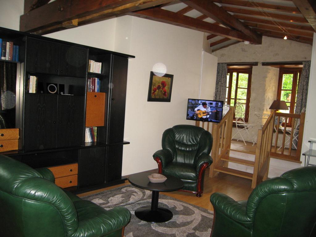 Apartament Faubourg St Jean Aubeterre-sur-Dronne Pokój zdjęcie