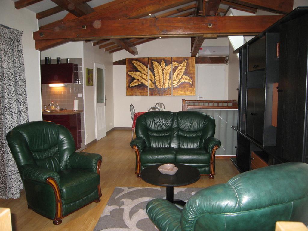 Apartament Faubourg St Jean Aubeterre-sur-Dronne Pokój zdjęcie