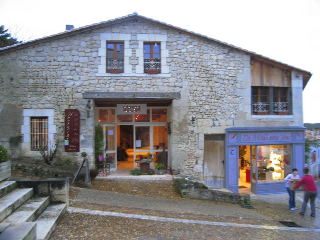 Apartament Faubourg St Jean Aubeterre-sur-Dronne Zewnętrze zdjęcie